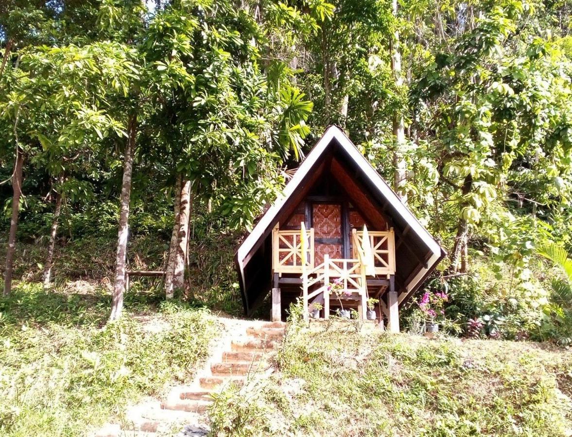 Tentstar Eco Campsite San Vicente (Palawan)